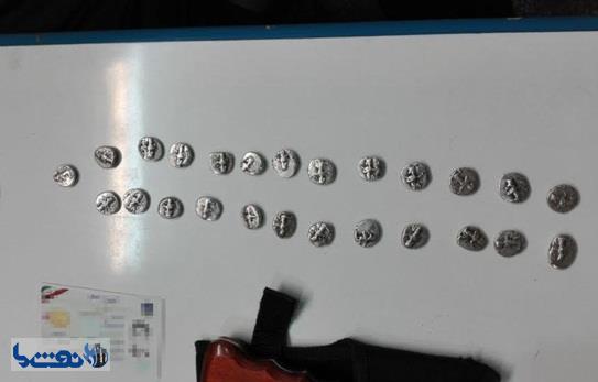 کشف اولین سکه‌های دوران هخامنشی در مترو