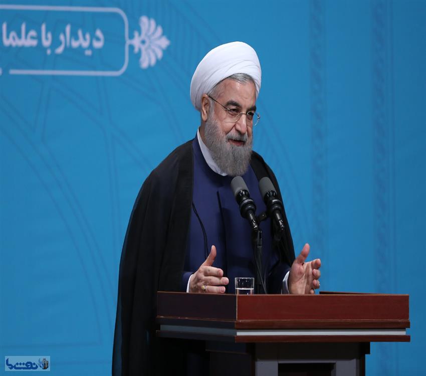 روحانی : همه باید برای رونق و شکوفایی کشور تلاش کنیم 